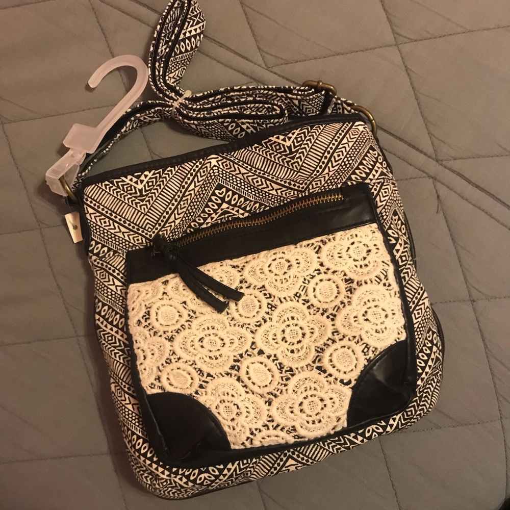 Cross body purse